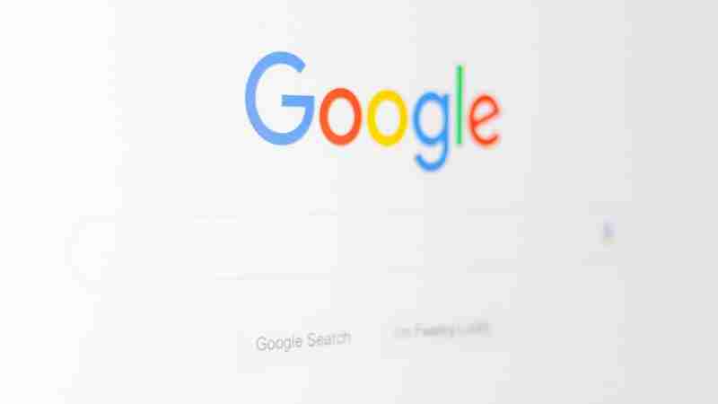 Google logo screengrab, tags: fotos die abfragen - unsplash